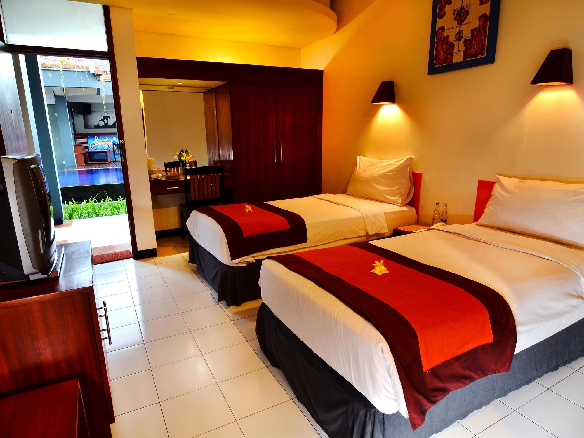The Yani Hotel Bali Pesanggaran Kültér fotó
